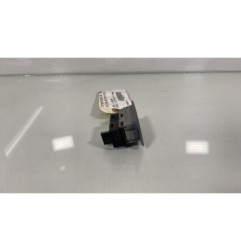 Interrupteur de leve vitre arriere droit BMW SERIE 1 E87
