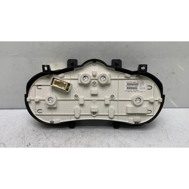Compteur PEUGEOT 206+ Photo n°4