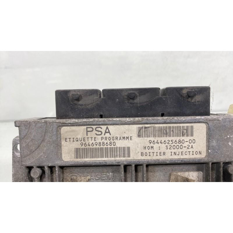 Calculateur moteur PEUGEOT 206 Photo n°3
