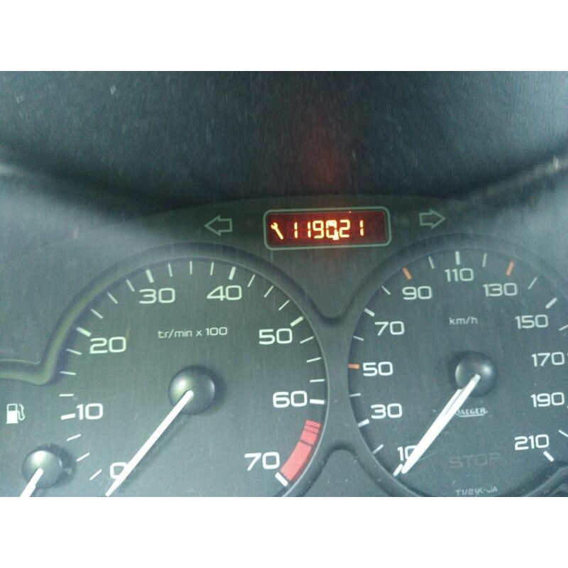 Calculateur moteur PEUGEOT 206 Photo n°9