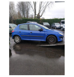 Calculateur moteur PEUGEOT 206