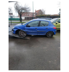 Calculateur moteur PEUGEOT 206