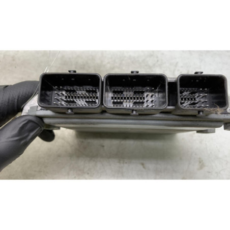 Calculateur moteur PEUGEOT 407