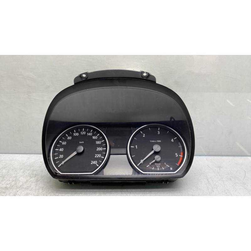 Compteur BMW SERIE 1 E87 Photo n°1
