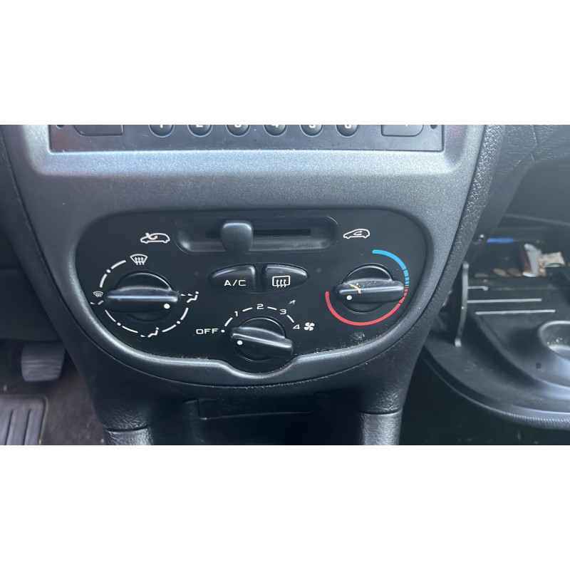 Calculateur moteur PEUGEOT 206 Photo n°8