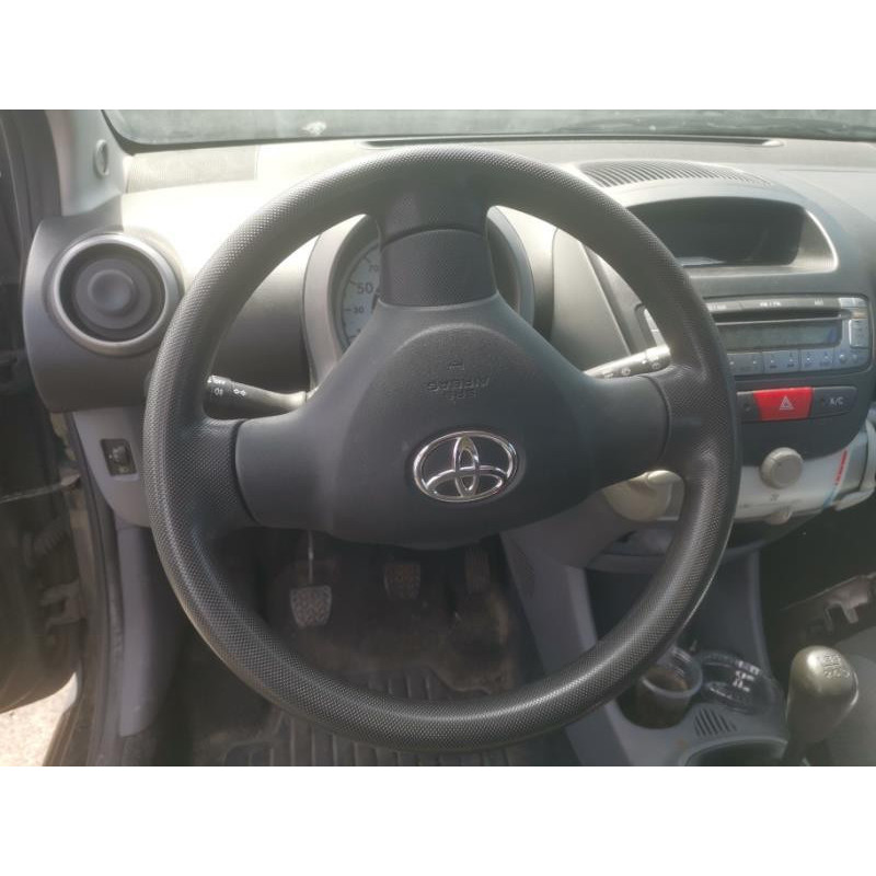 Serrure avant droit TOYOTA AYGO 1 Photo n°8