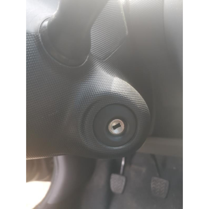 Serrure avant droit TOYOTA AYGO 1 Photo n°11