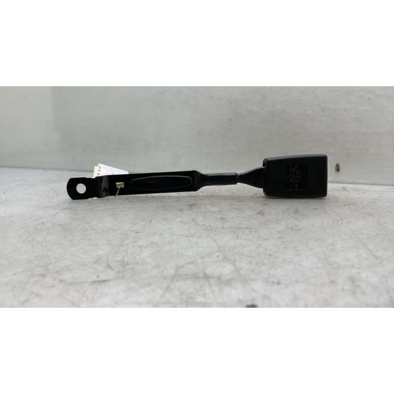 Attache ceinture avant droit SKODA FABIA 2 Photo n°3