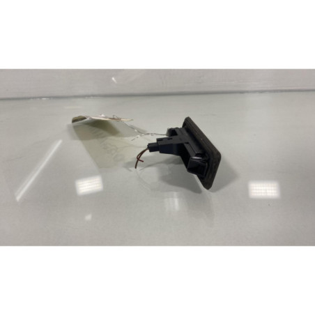 Bouton de coffre SKODA FABIA 2