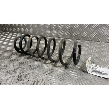 Ressort de suspension arriere droit SKODA FABIA 2 Photo n°1