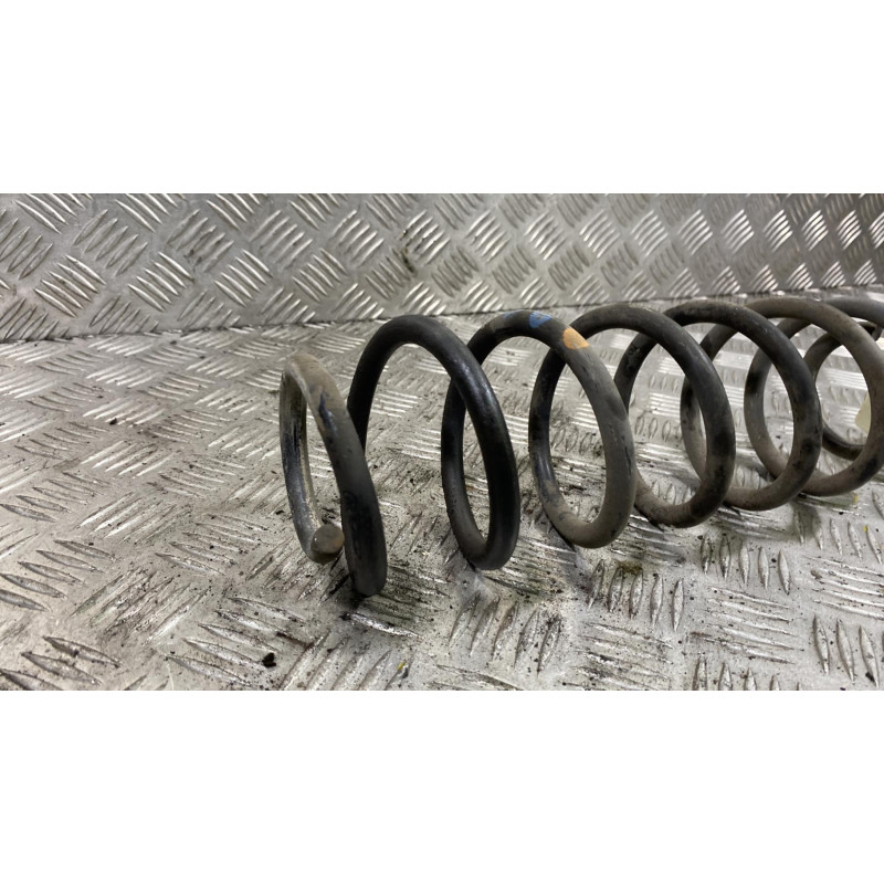 Ressort de suspension arriere droit SKODA FABIA 2 Photo n°2