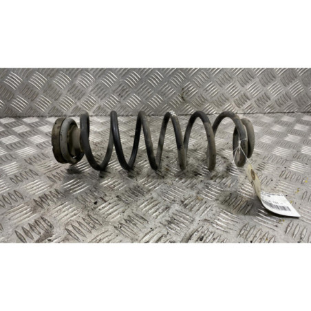 Ressort de suspension arriere gauche SKODA FABIA 2