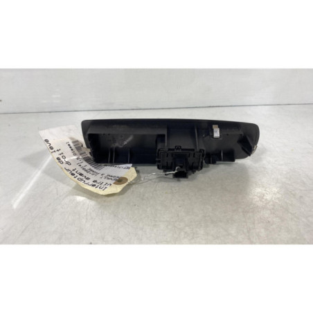Interrupteur de leve vitre avant droit RENAULT MEGANE 3