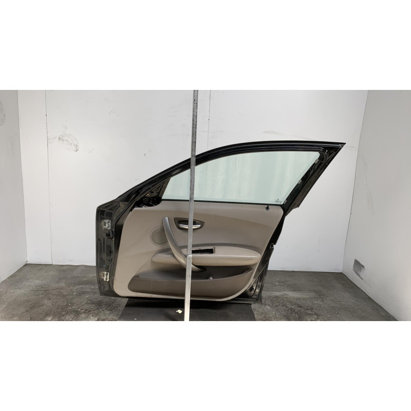 Porte avant droit BMW SERIE 1 E87 Photo n°4