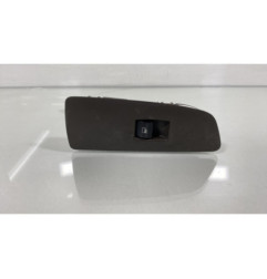 Interrupteur de leve vitre avant droit BMW SERIE 1 E87