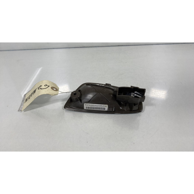 Poignee interieur arriere droit BMW SERIE 1 E87 Photo n°1
