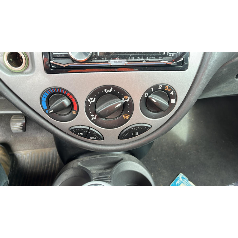 Poignee interieur avant droit FORD FOCUS 1 Photo n°12