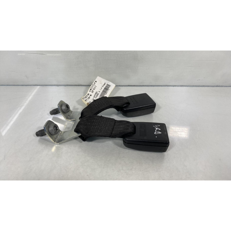Attache ceinture arriere droit FORD FIESTA 5 Photo n°2