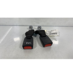 Attache ceinture arriere droit FORD FIESTA 5