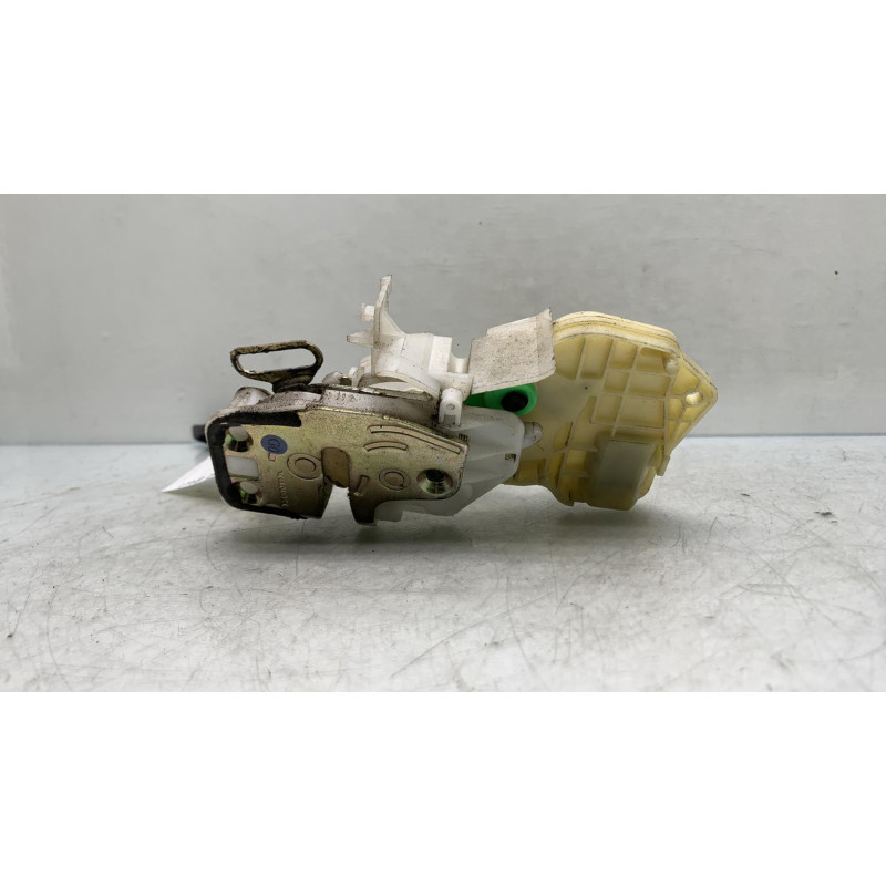 Serrure avant droit HONDA CIVIC 7 Photo n°1