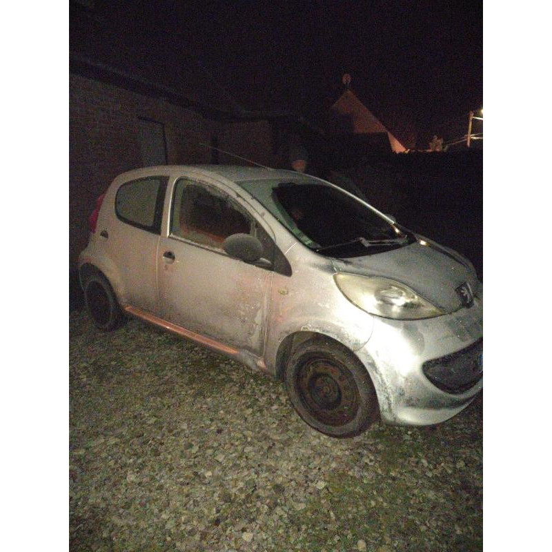 Feu arriere principal gauche (feux) PEUGEOT 107 Photo n°5