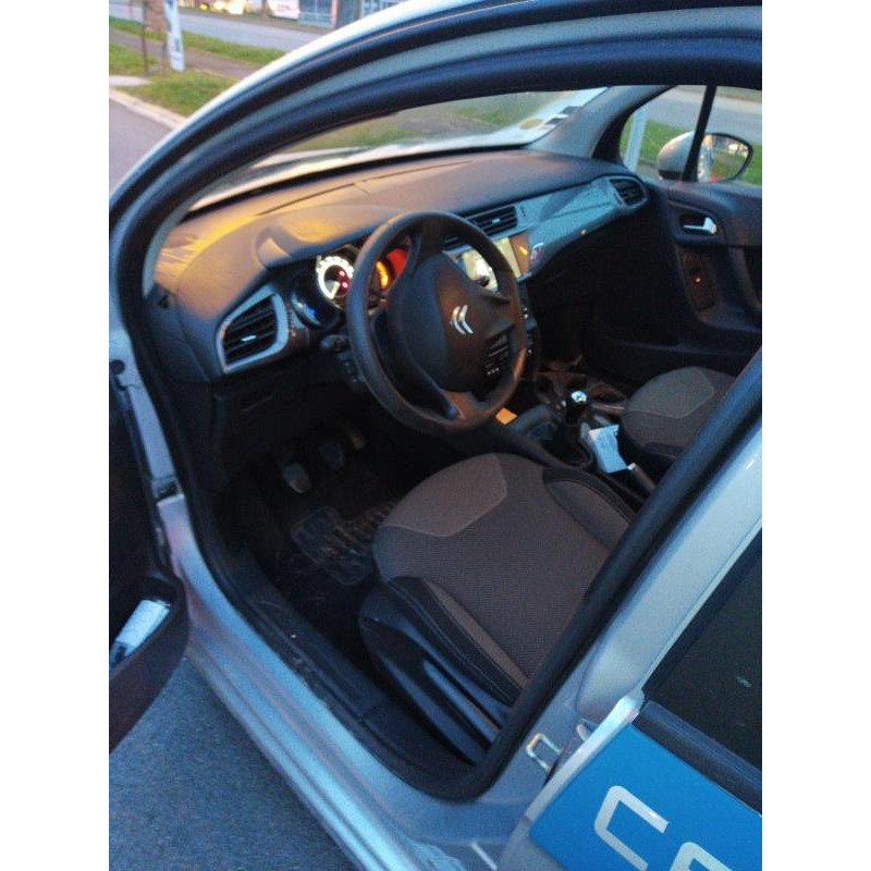 Malle/Hayon arriere CITROEN C3 2 Photo n°12