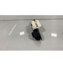 Interrupteur de leve vitre avant droit PEUGEOT 5008 1