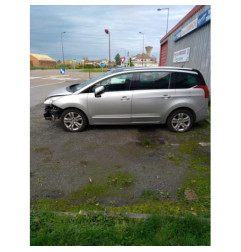Interrupteur de leve vitre avant droit PEUGEOT 5008 1