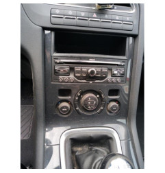 Interrupteur de leve vitre avant droit PEUGEOT 5008 1