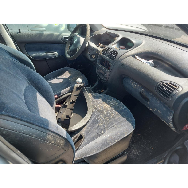 Pretensionneur de ceinture avant droit PEUGEOT 206 Photo n°6