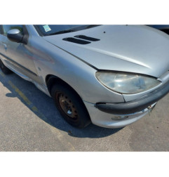 Pretensionneur de ceinture avant droit PEUGEOT 206
