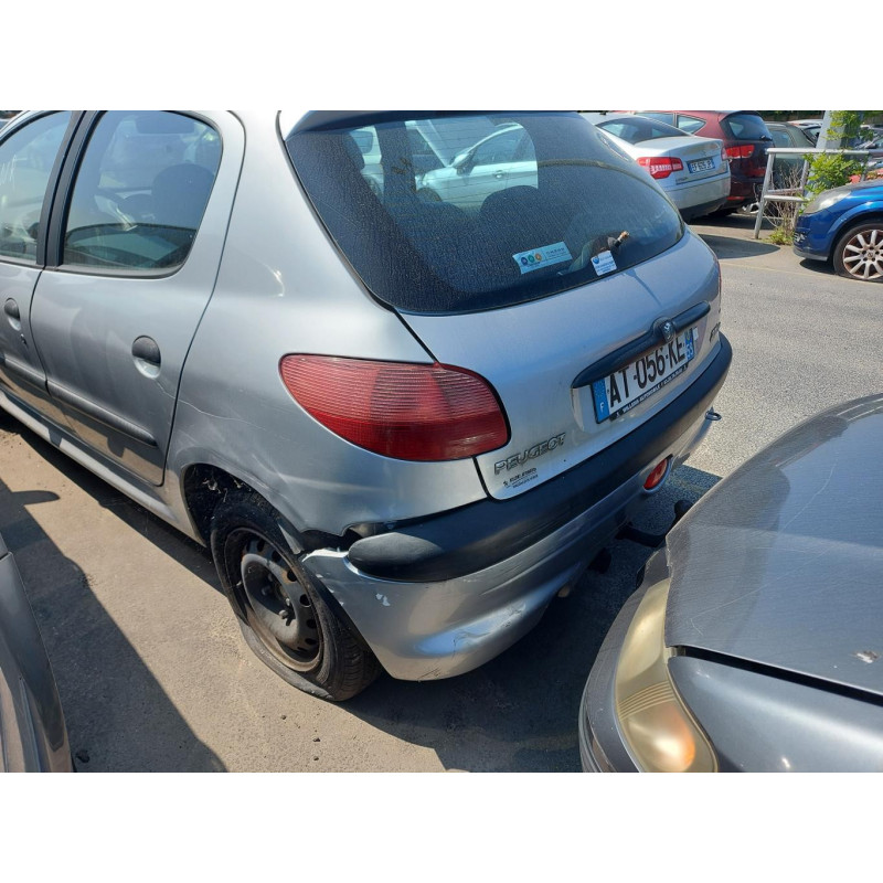 Pretensionneur de ceinture avant droit PEUGEOT 206 Photo n°16