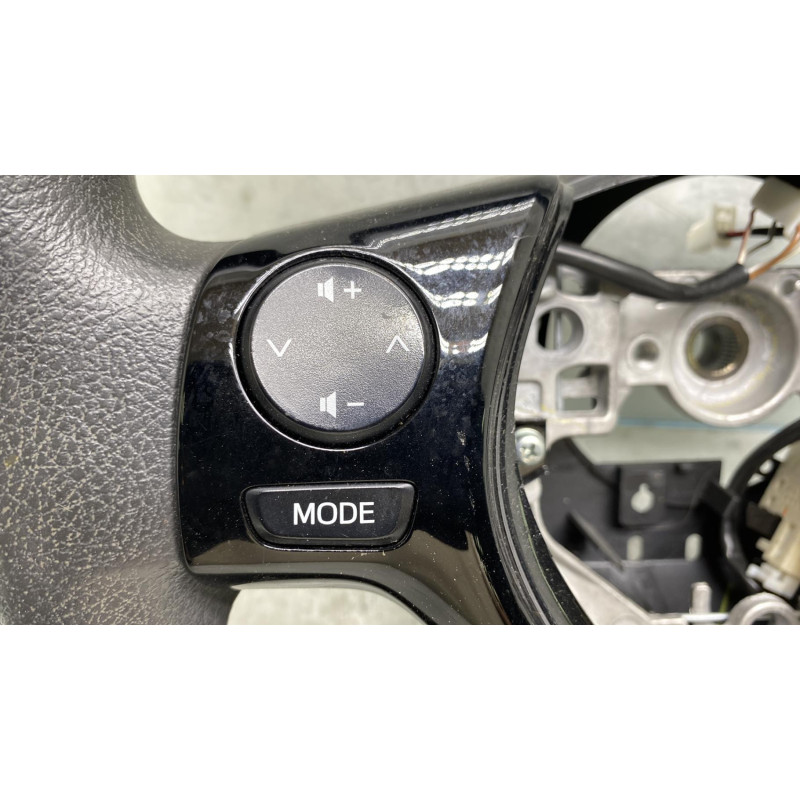 Volant PEUGEOT 108 Photo n°4