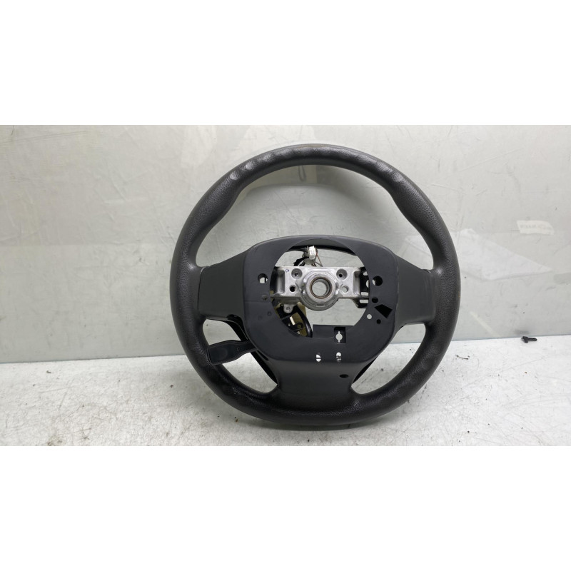 Volant PEUGEOT 108 Photo n°5