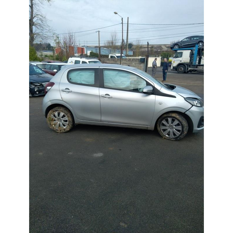 Volant PEUGEOT 108 Photo n°7