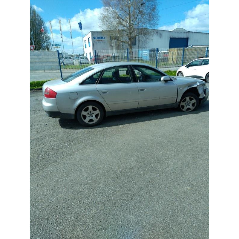 Calandre AUDI A6 2 Photo n°12