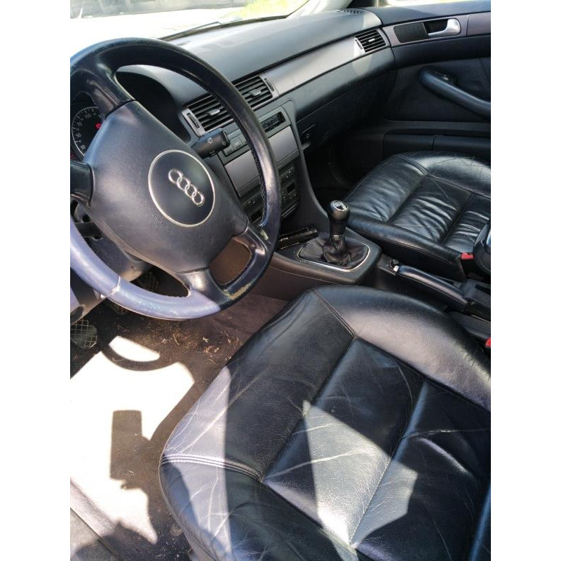 Malle/Hayon arriere AUDI A6 2 Photo n°9