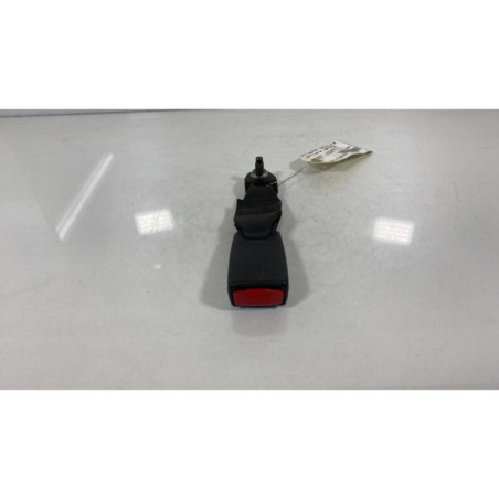 Attache ceinture arriere gauche NISSAN NOTE 1