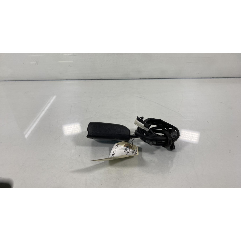 Attache ceinture avant droit NISSAN NOTE 1 Photo n°2