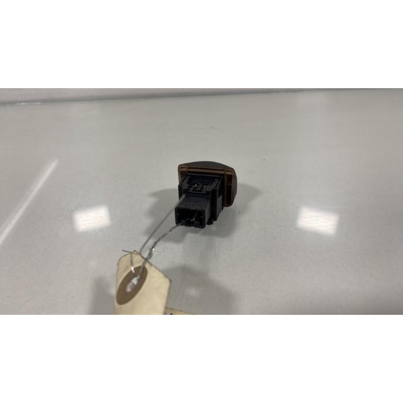 Bouton de warning NISSAN NOTE 1 Photo n°2