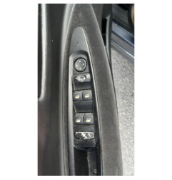 Arret de porte avant droit CITROEN C4 1