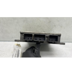 Calculateur moteur RENAULT CLIO 3