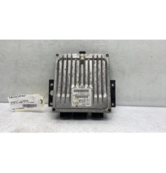Calculateur moteur RENAULT CLIO 3