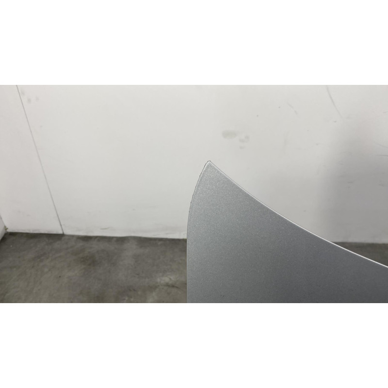 Capot TOYOTA YARIS 2 Photo n°4