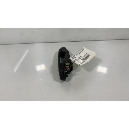 Poignee porte arriere gauche TOYOTA YARIS 2 Photo n°1