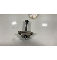 Arret de porte avant gauche TOYOTA YARIS 2