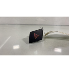 Bouton de warning TOYOTA YARIS 2
