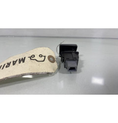 Bouton de warning TOYOTA YARIS 2
