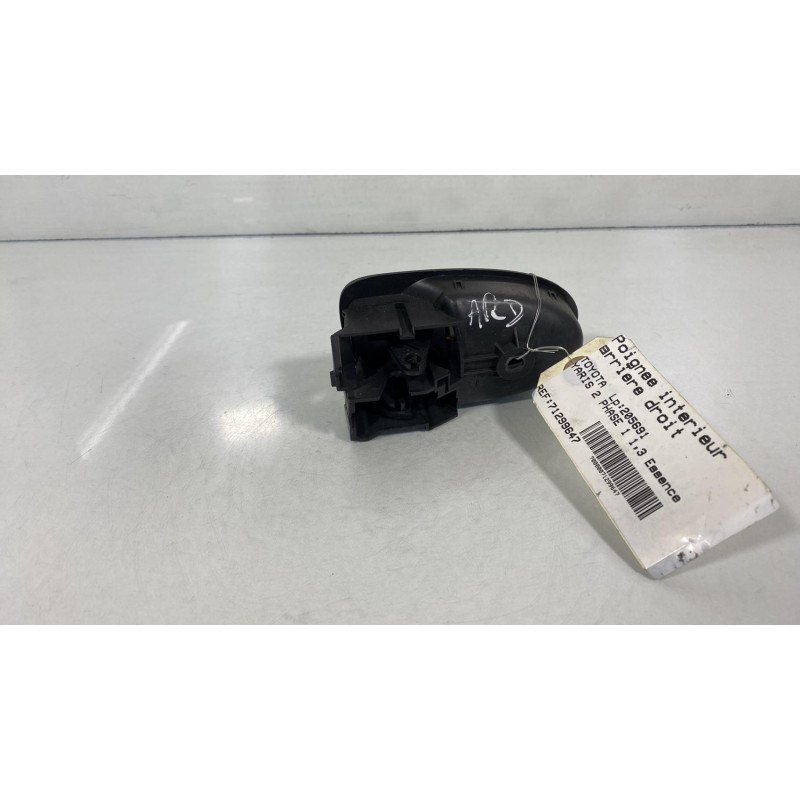 Poignee interieur arriere droit TOYOTA YARIS 2 Photo n°3