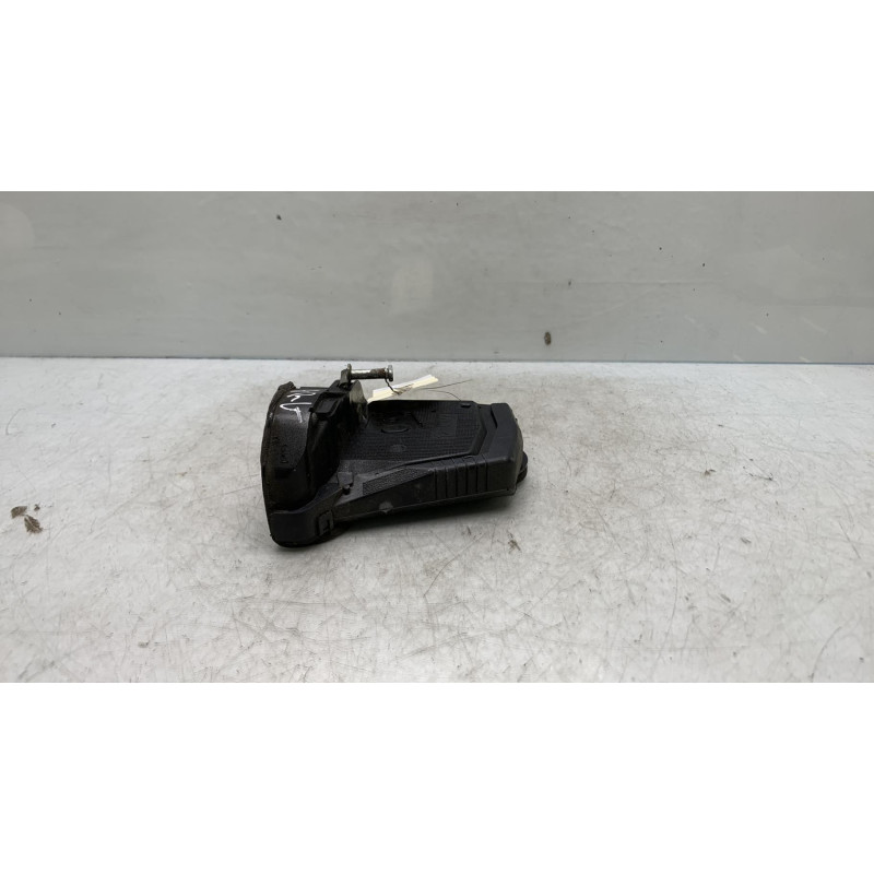 Serrure arriere gauche TOYOTA YARIS 2 Photo n°2